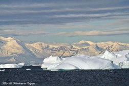Antarctique Iceberg Géant